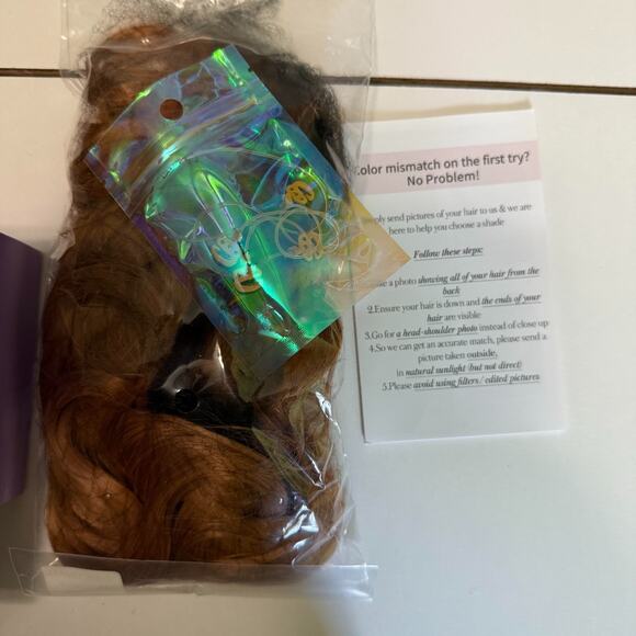 Open Box Kookastyle Invisible Wire Halo Hair Reddish Blond #YKGX03 Size 20" - Picture 2 of 3